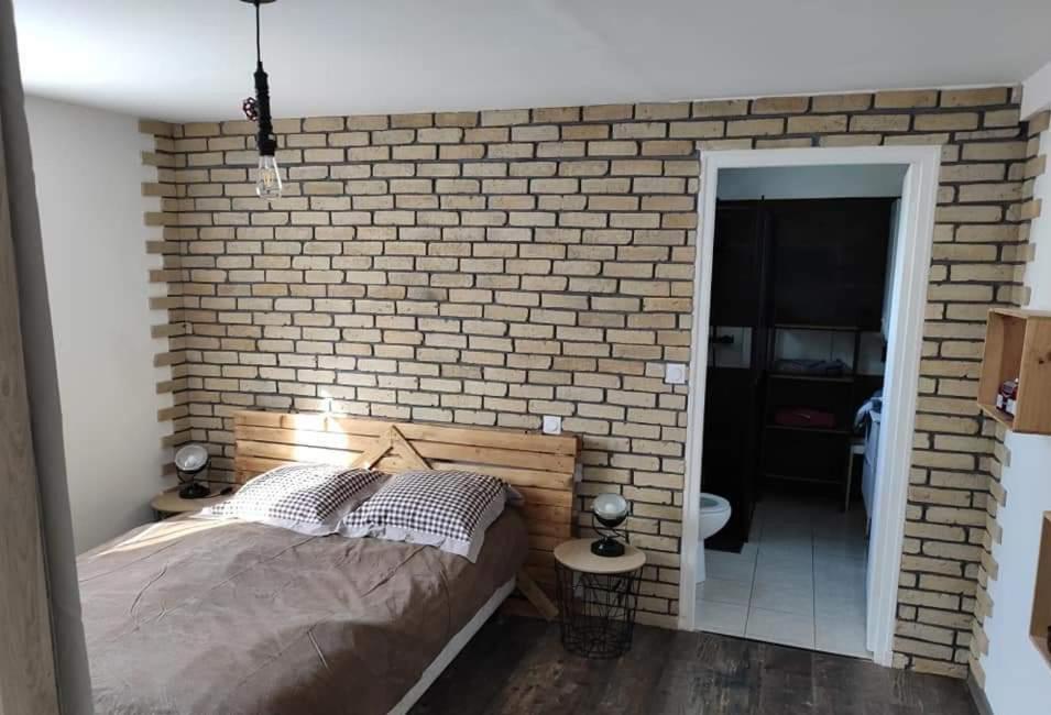 Le Ranch - Chambres Privees - Proche Centre Ville Reims Exterior foto